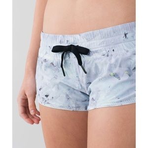 Lululemon Surf Shorts Size 4